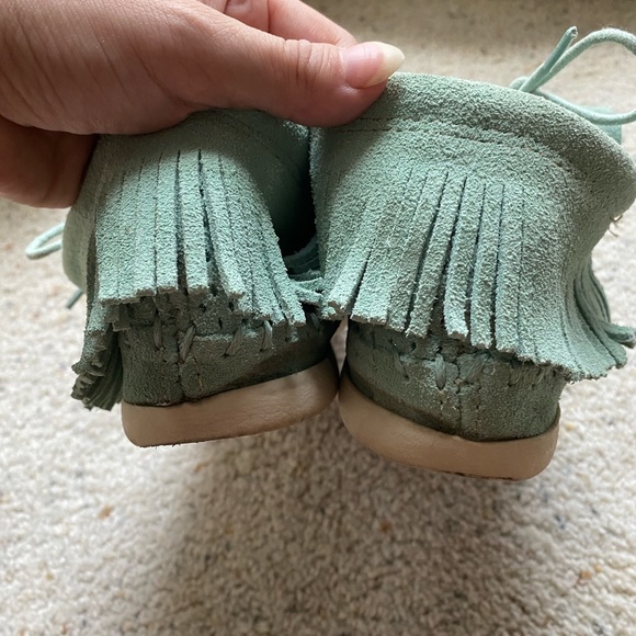 Minnetonka Mint Venice Perforated Bootie - Picture 9 of 9